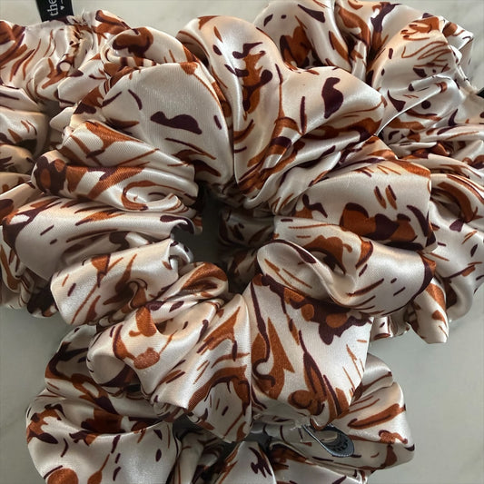 Amaretto Swirl Scrunchie