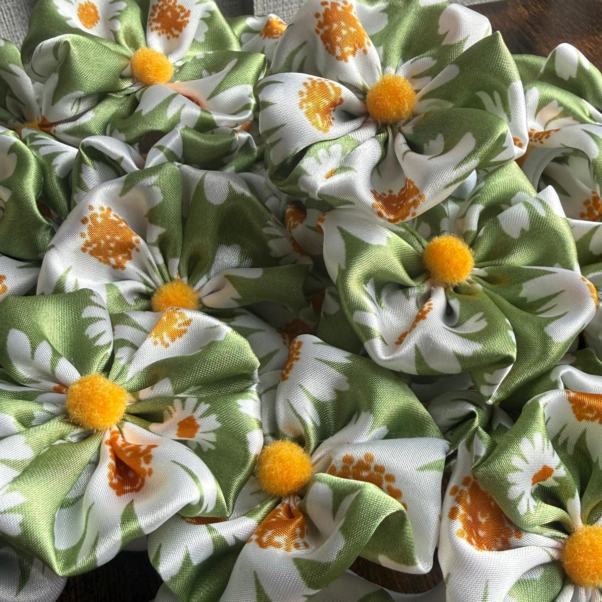 Sage Daisy Hair Tie