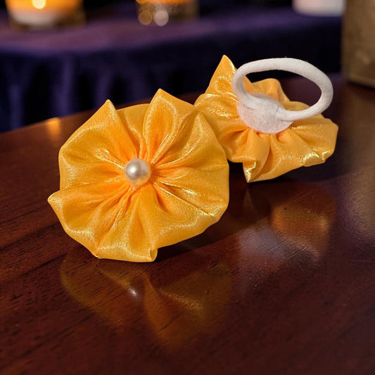 Sunlit Pearl Bloom Hair Tie